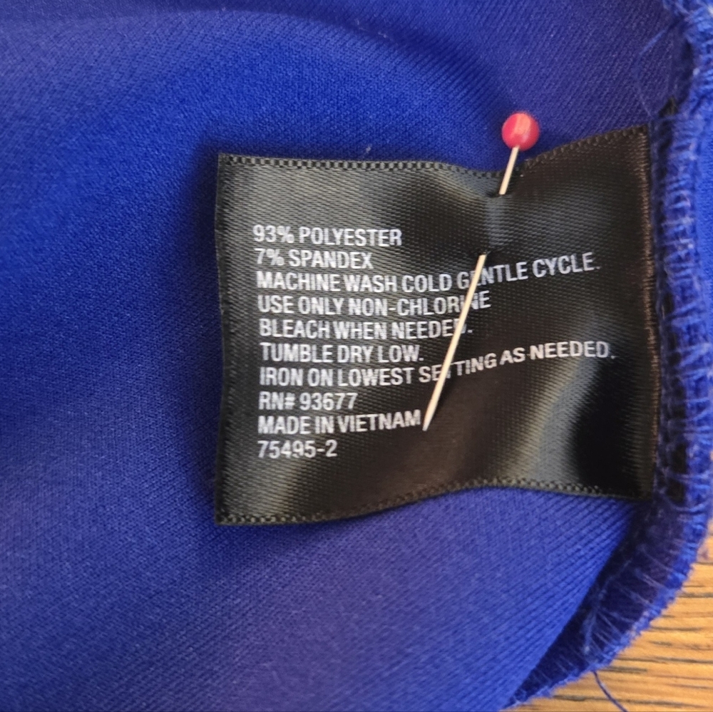 Worthington Blue Top with Vibrant Color and Smooth Fabric - Picture 2 of 4